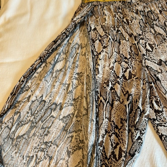 Shade & Shore Animal Print Cover up Set Size Small - Picture 13 of 16